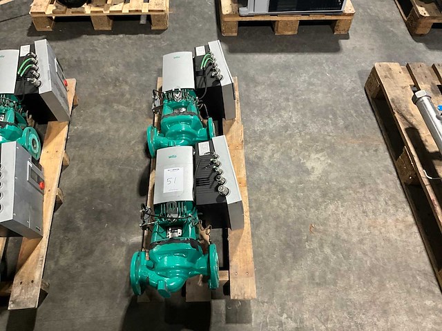 Wilo high efficiency drive 2,4/4500 inline-/centrifugaalpomp (2x) - afbeelding 1 van  6