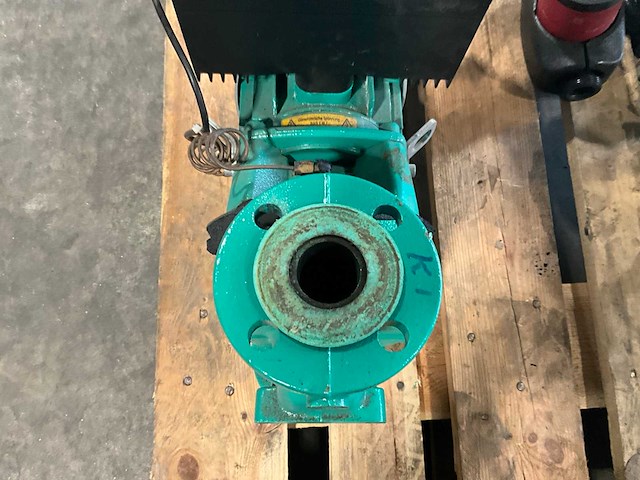 Wilo high efficiency drive 2,4/4500 inline-/centrifugaalpomp - afbeelding 4 van  5