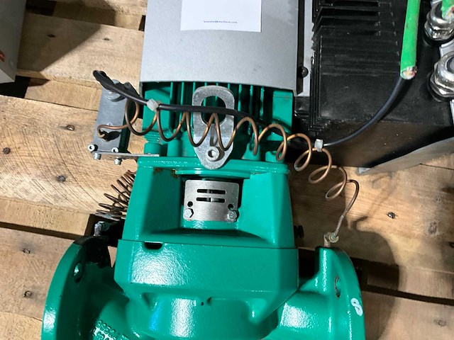 Wilo high efficiency drive 3/4600 inline circulatie pomp - afbeelding 3 van  8
