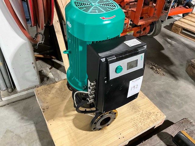 Wilo il-e 80/140-7.5/2-r1-ie4 inline centrifugaalpomp - afbeelding 4 van  6