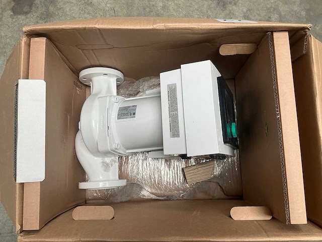 Wilo stratos maxo ms65 pomp - afbeelding 1 van  3