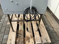 Wilro 12 broodsnijmachine - afbeelding 5 van  9