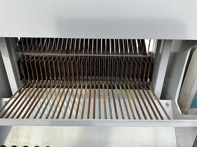 Wilro 12 broodsnijmachine - afbeelding 6 van  9