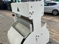 Wilro 12 broodsnijmachine - afbeelding 7 van  9