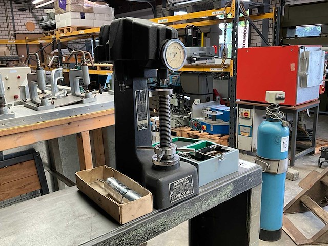 Wilson rockwell hardheidtester - afbeelding 4 van  10