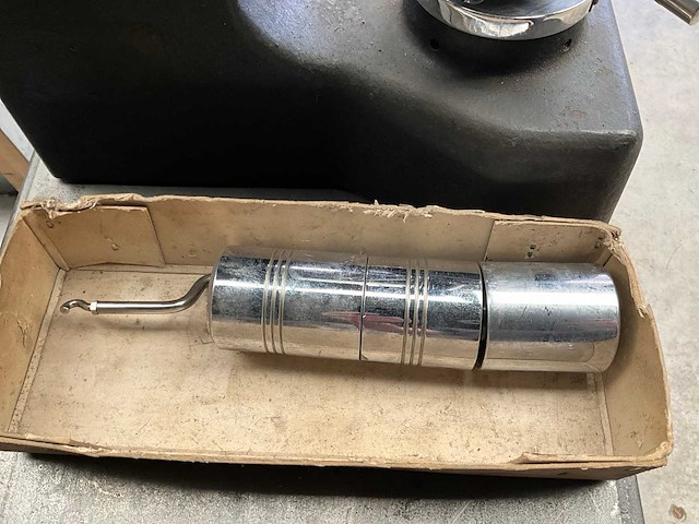 Wilson rockwell hardheidtester - afbeelding 10 van  10