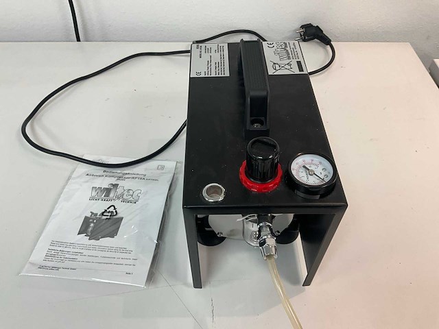 Wiltec af18a airbrush compressor - afbeelding 2 van  4