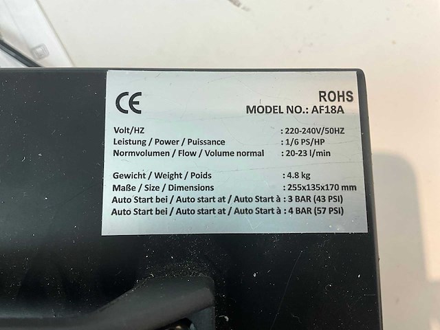 Wiltec af18a airbrush compressor - afbeelding 3 van  4