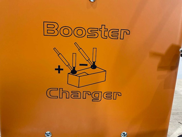 Wiltec class 430 accubooster - afbeelding 6 van  6