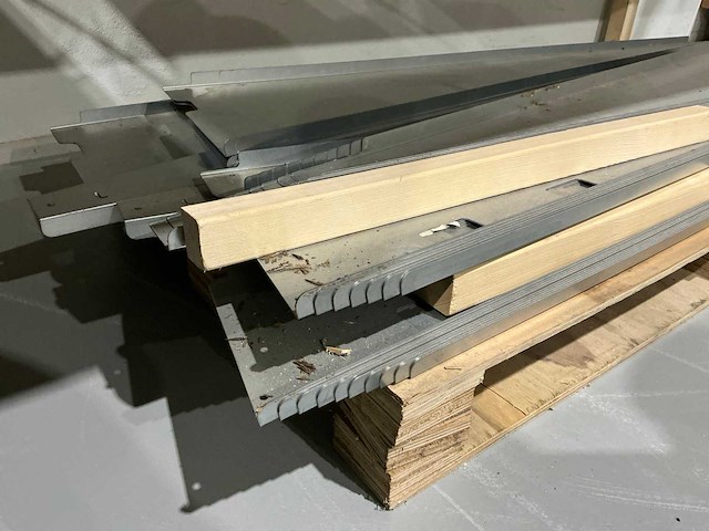 Winddeflector links en rechts (60x) - afbeelding 2 van  4