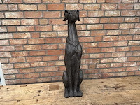 Windhond zittend 77 cm hoog - afbeelding 1 van  2
