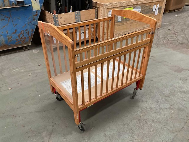 Window crib - afbeelding 1 van  7