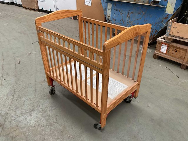 Window crib - afbeelding 1 van  4