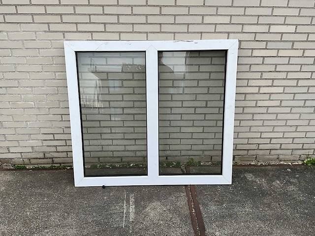 Window frame & door - afbeelding 1 van  11