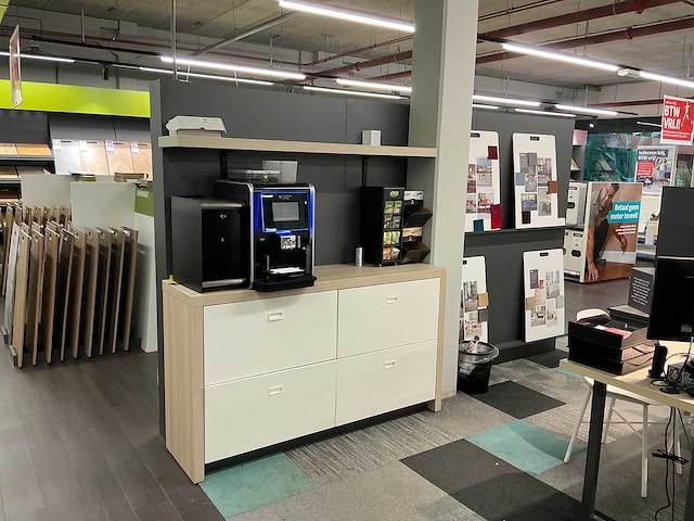 Winkel meubel - afbeelding 1 van  10