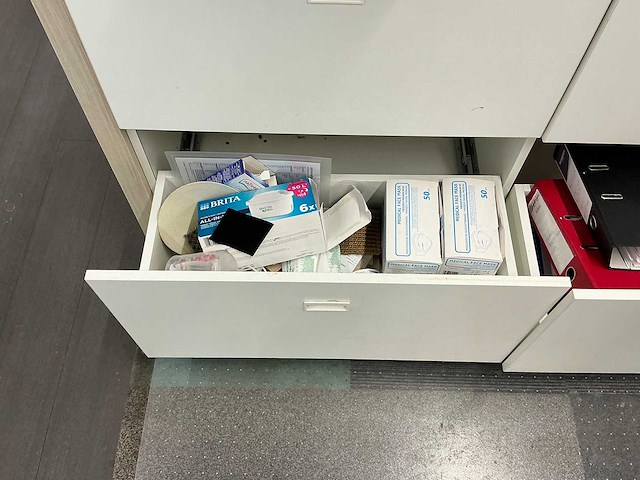 Winkel meubel - afbeelding 7 van  9