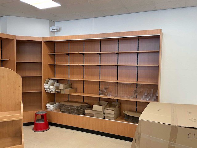 Winkel meubilair (3x) - afbeelding 4 van  11