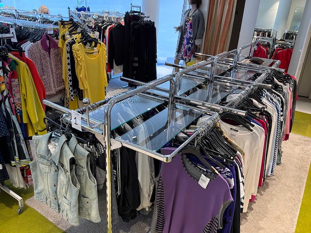 Winkel meubilair en kledingrekken - afbeelding 6 van  6