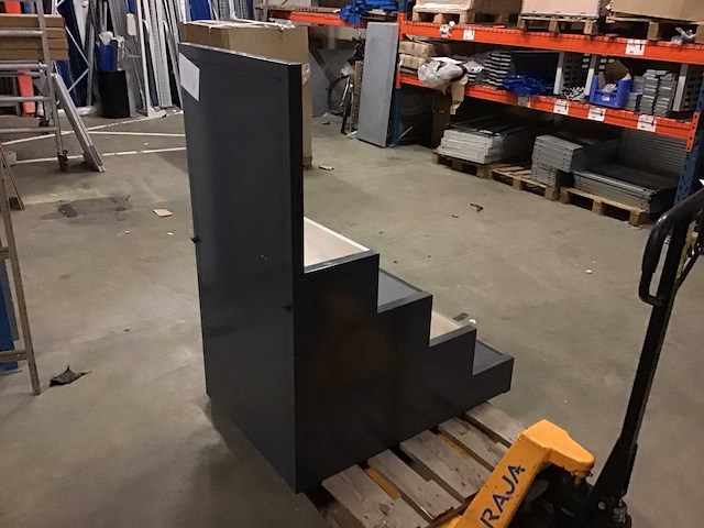 Winkel meubilair - afbeelding 4 van  5