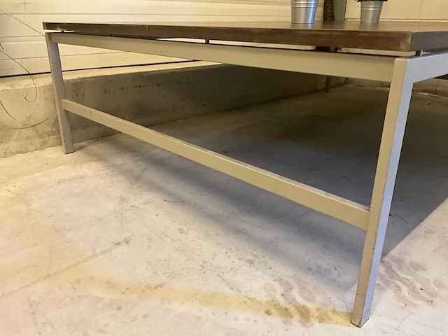 Winkel presentatietafel - afbeelding 4 van  5