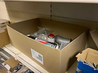 Winkel stelling met inhoud. - afbeelding 5 van  49