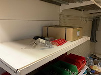 Winkel stelling met inhoud. - afbeelding 13 van  49