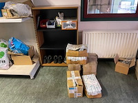 Winkel stelling met inhoud. - afbeelding 43 van  49