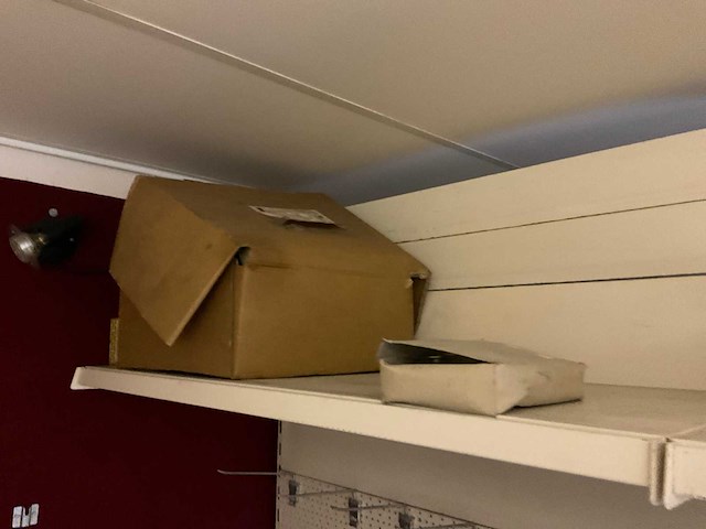 Winkel stelling met inhoud. - afbeelding 45 van  49