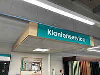 Winkel toonbank met achterwand - afbeelding 5 van  11