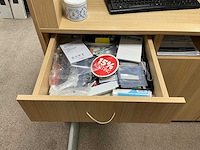 Winkel toonbank met achterwand - afbeelding 10 van  11