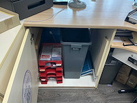 Winkel toonbank met achterwand - afbeelding 4 van  9