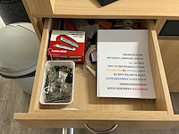 Winkel toonbank met achterwand - afbeelding 7 van  10