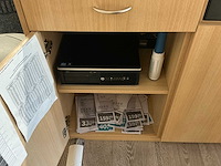 Winkel toonbank met achterwand - afbeelding 8 van  10