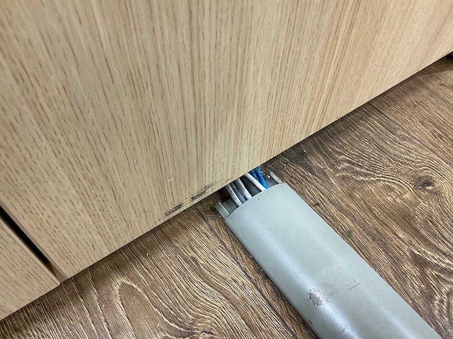 Winkel toonbank met achterwand - afbeelding 6 van  6