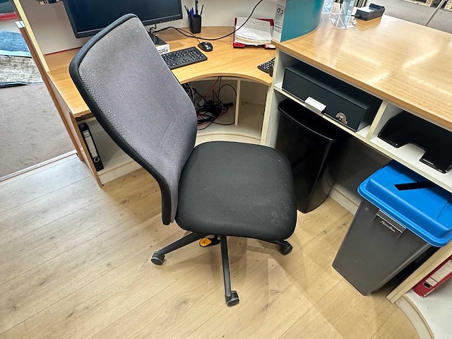 Winkel toonbank met bovenbouw - afbeelding 8 van  10