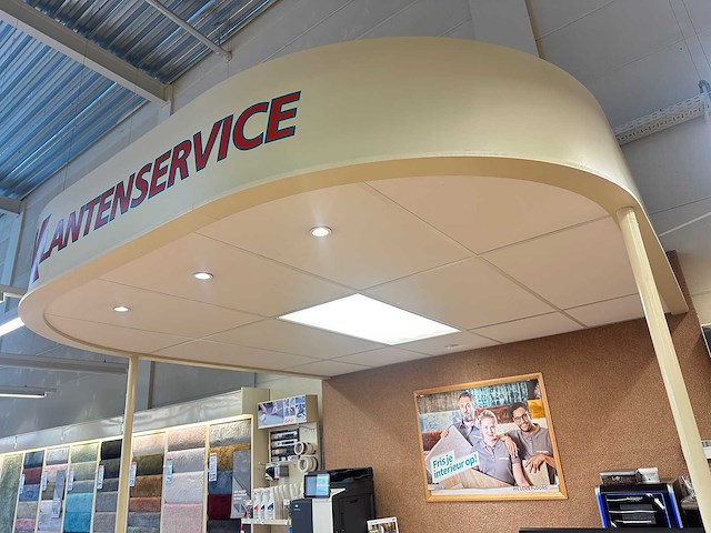 Winkel toonbank met bovenbouw - afbeelding 3 van  8