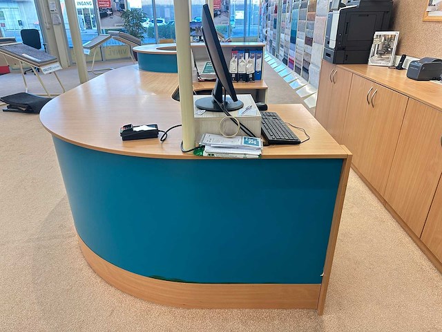 Winkel toonbank met bovenbouw - afbeelding 4 van  8