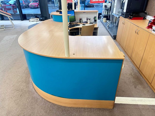 Winkel toonbank met bovenbouw - afbeelding 3 van  10