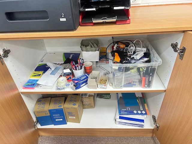 Winkel toonbank met bovenbouw - afbeelding 9 van  10