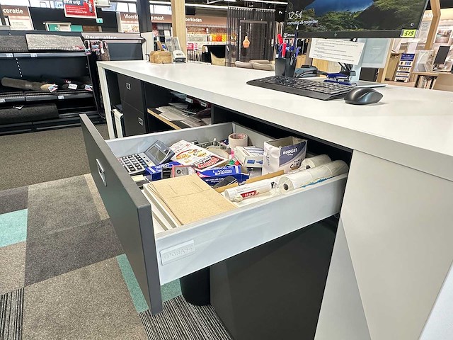 Winkel toonbank - afbeelding 4 van  8