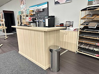 Winkelbalie met kast - afbeelding 2 van  9