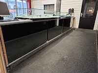 Winkelbalie v.v. 2x vitrinekast - afbeelding 9 van  22