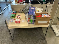 Winkeldisplay met aanstekergas en divers - afbeelding 2 van  7