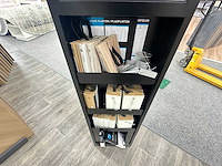 Winkeldisplay voor plinten - afbeelding 3 van  3