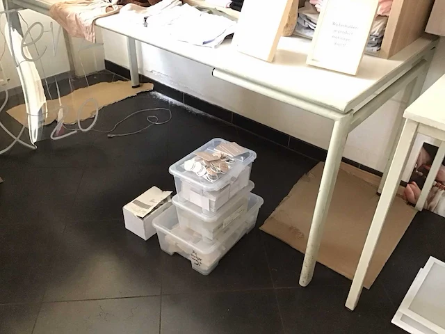Winkelinventaris en baby/kleuterbenodigheden - afbeelding 13 van  15