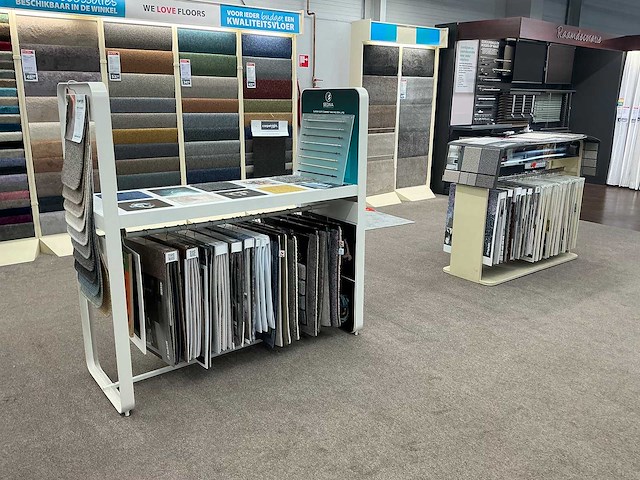 Winkelmeubel (3x) - afbeelding 1 van  3