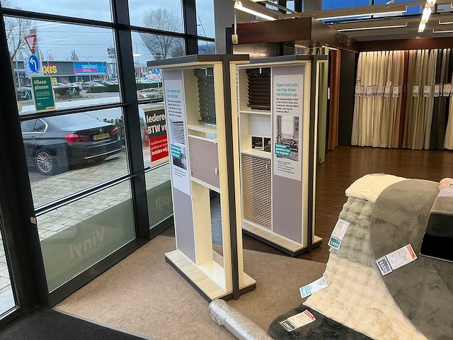 Winkelmeubel voor rolgordijnen (2x) - afbeelding 1 van  4