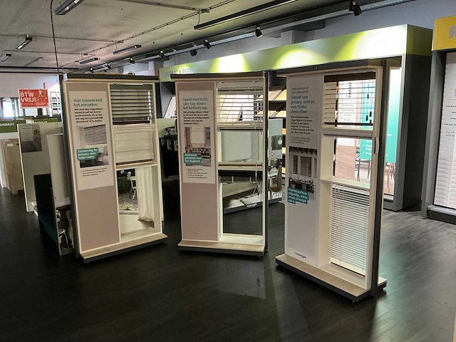 Winkelmeubel voor rolgordijnen (3x) - afbeelding 1 van  4