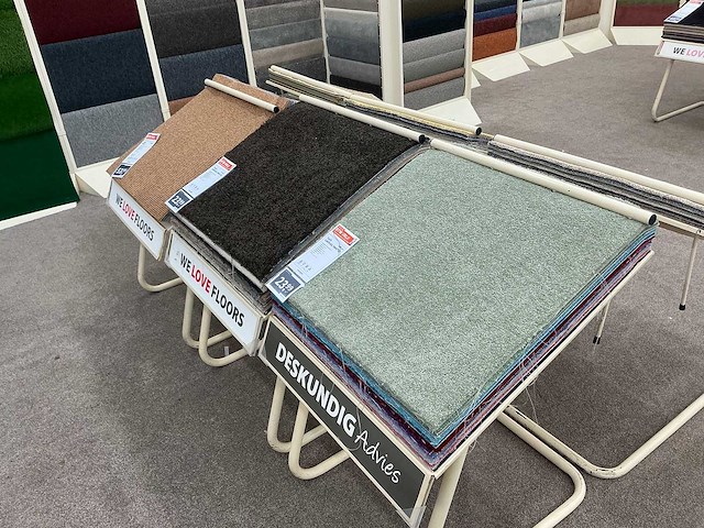 Winkelrek met tapijt samples (16x) - afbeelding 6 van  8