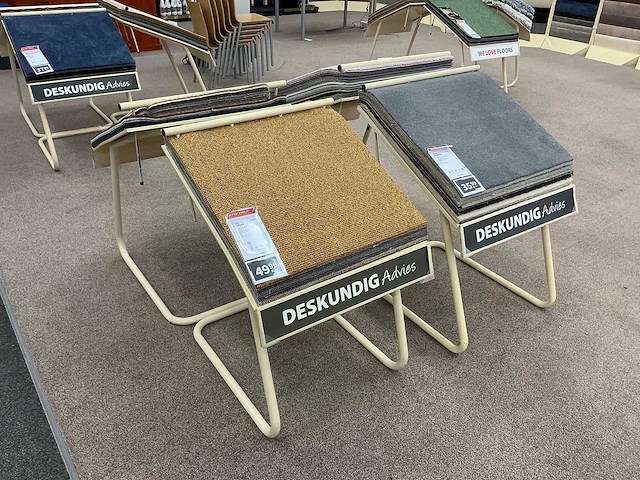 Winkelrek met tapijt samples (17x) - afbeelding 1 van  8